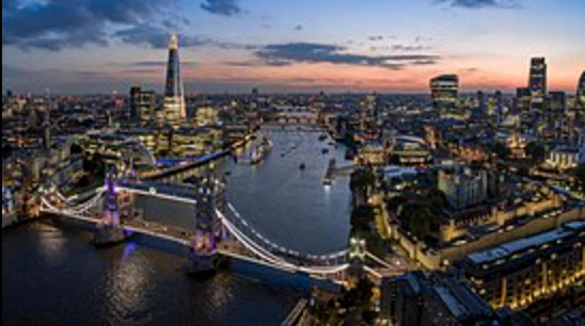 Chelsea Large 6 People Apartment London